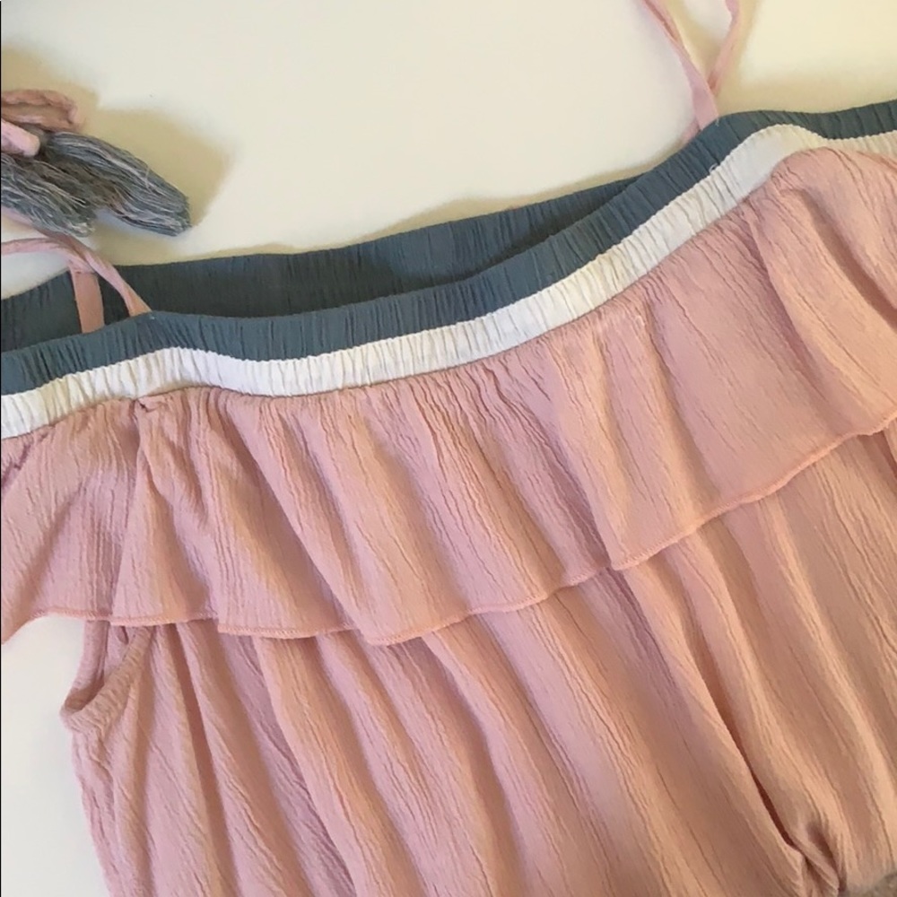 American eagle off the shoulder blouse